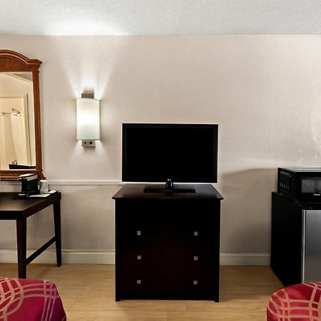 Bellmawr Economy Inn Bellmawr-Philadelphia Area Εξωτερικό φωτογραφία